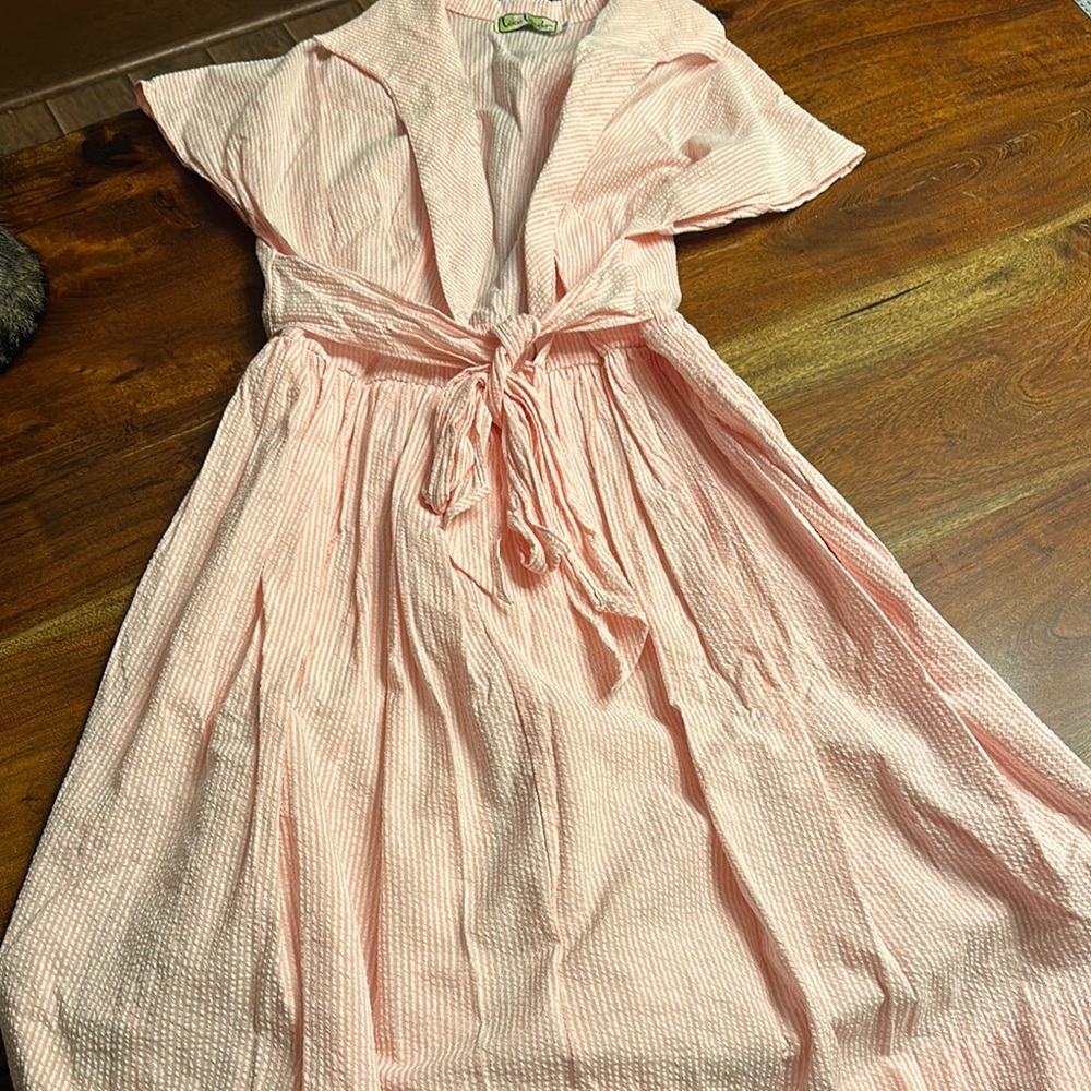 Rockabilly, seersucker swing dress. Pinup ready VLV!!